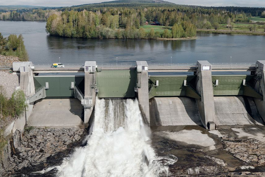 Vattenfall steel dam gate